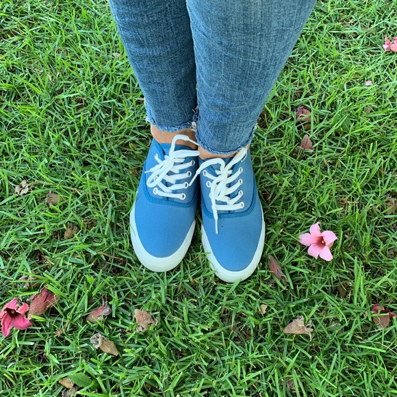 Blue Women Sneakers - Picture 4 of 6